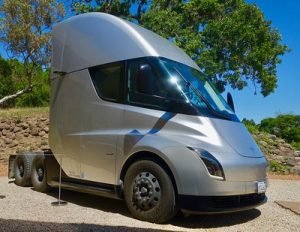 Read more about the article Electric Revolution: Is Trucking Ready?